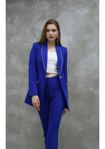 Kadın Yakası Taş Biyeli Düğme Detay Takım