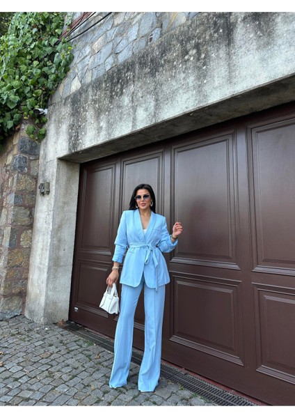 Kadın Kuşaklı Ceket Pantolon Takım Elbise fırsatları