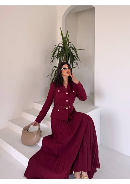 Kadın Kemerli Gold Düğmeli Premium Ceket Pileli Uzun Etek Takım Elbise