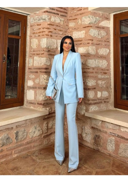 Kadın Yakası Taş Biyeli Takım Elbise fırsatları