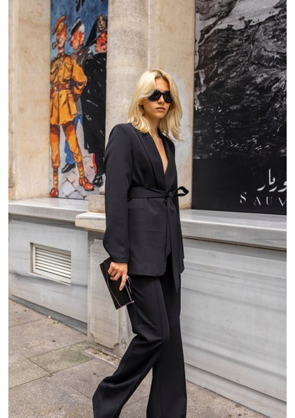 Kadın Bağalamalı Model Kuşaklı Blazer Takım Elbise modelleri