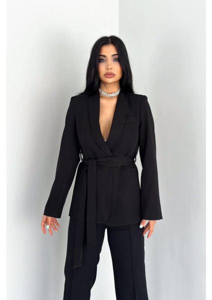 Kadın Bağlamalı Sahte Cepli Kemerli Şal Yaka Blazer Ceket Boru Paça Esnek Pantolon Takım Elbise fiyatları