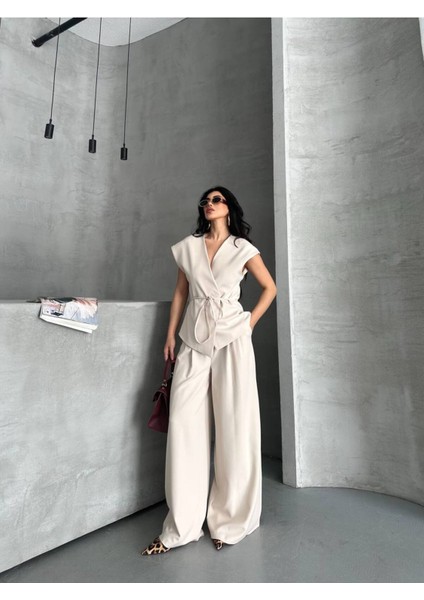 Kadın Kuşaklı Yelekli Palazzo Pantolonlu Takım Elbise modelleri