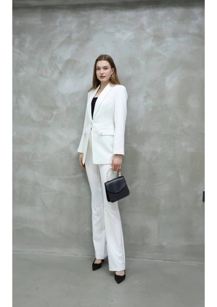 Kadın Yakası Taş Biyeli Düğme Detay Takım fiyatları