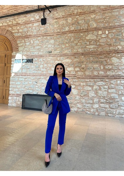 Kadın Tek Düğmeli Ceket Dar Paça Pantolon Takım Elbise modelleri