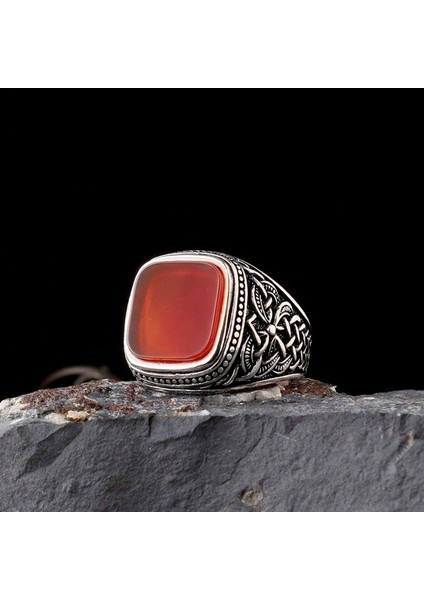 Otantik Desen Motifli Akik Taşlı 925 Ayar Gümüş Erkek Yüzük fiyatları