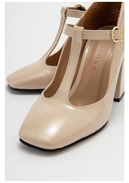 Kadın OMR Bej Rugan Kalın Topuklu Ayakkabı