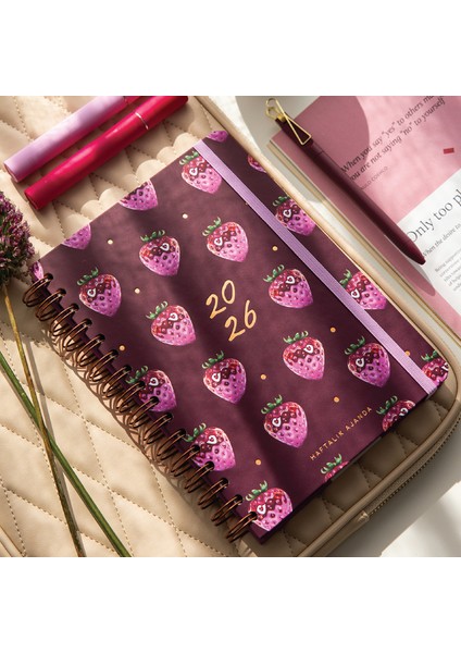 2026 A5 Spiralli Renkli Haftalık Ajanda 12 Aylık – Motivasyon Sayfalı Çilek