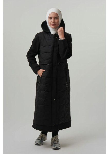 Safına1 Kadın Mont Çıkabilir Kapüşonlu Kaşe Detaylı Uzun Tesettür Parka