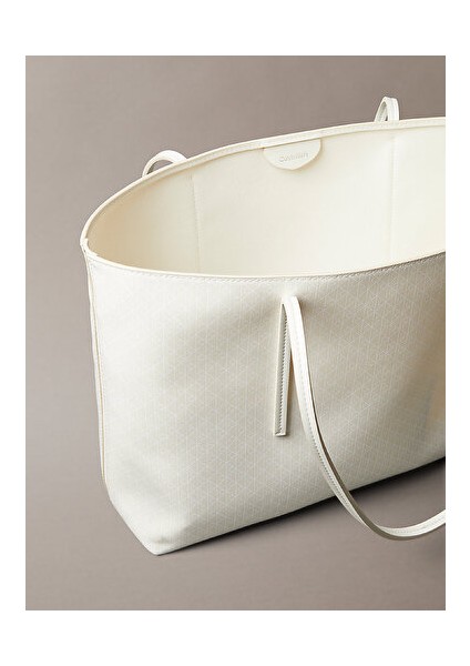 Kadın Emblem Tote Çanta modelleri