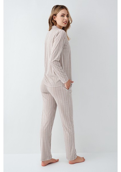 Kadın Beyaz Gömlek Pijama fırsatları