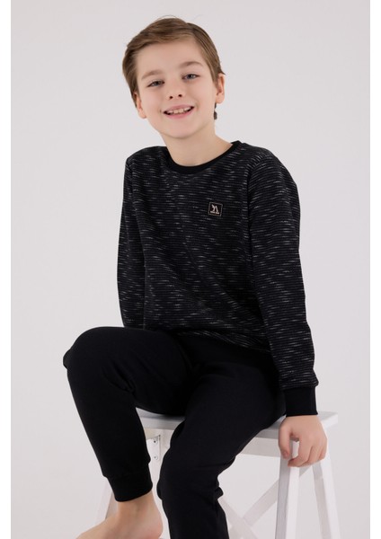 Erkek Çocuk Siyah Pijama Takımı