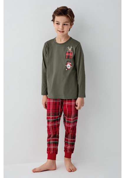 Erkek Çocuk Yeşil Pijama Takımı modelleri