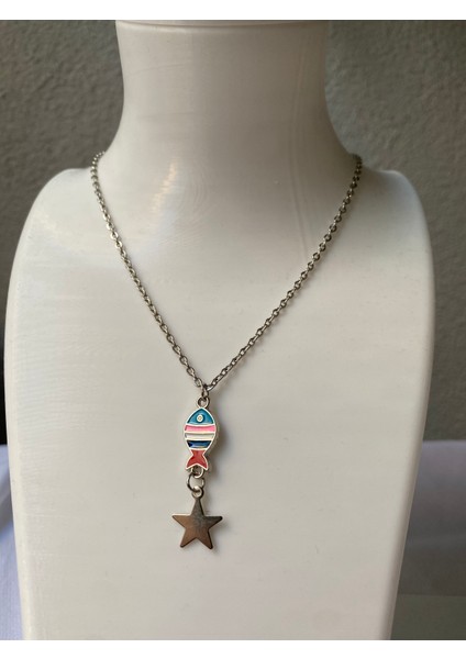 Balık Detaylı Gümüş Kolye