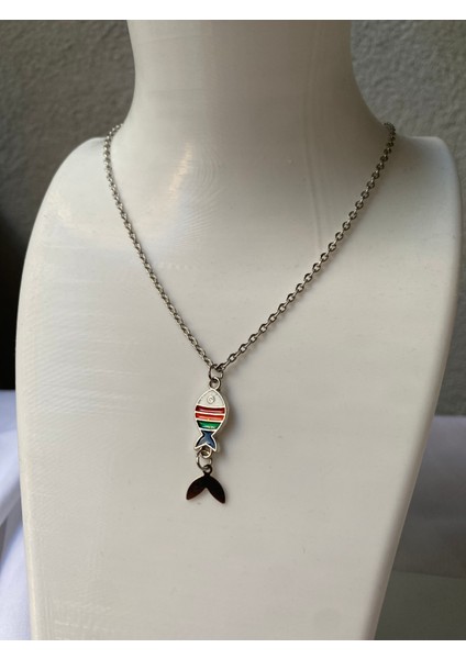 Balık Detaylı Gümüş Kolye modelleri