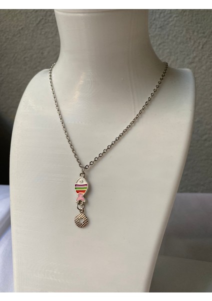 Balık Detaylı Gümüş Kolye