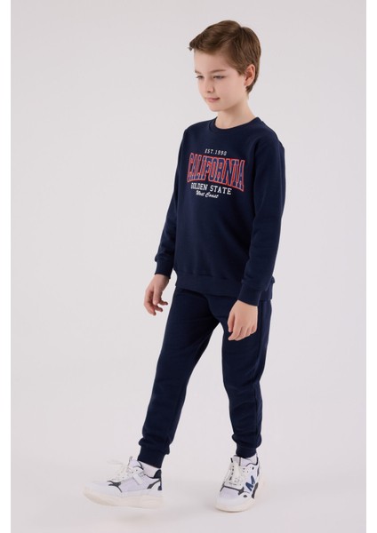 Erkek Çocuk Lacivert Eşofman Takımı modelleri