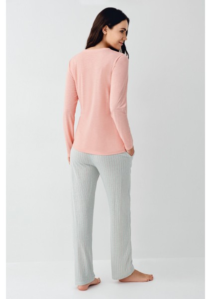 Kadın Turuncu Pijama Takımı fırsatları