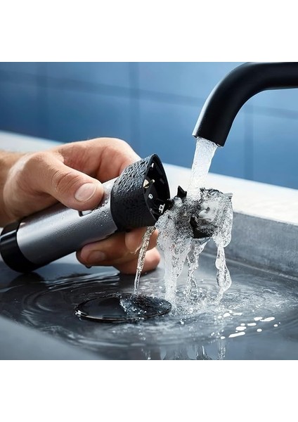 9000 Prestige Düzeltici Tıraş Makinesi, Uzun Klipsli ve Tek Bıçaklı (Model BT9810/15) modelleri