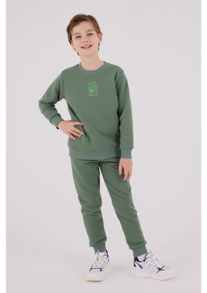 Erkek Çocuk Yeşil Eşofman Takımı modelleri