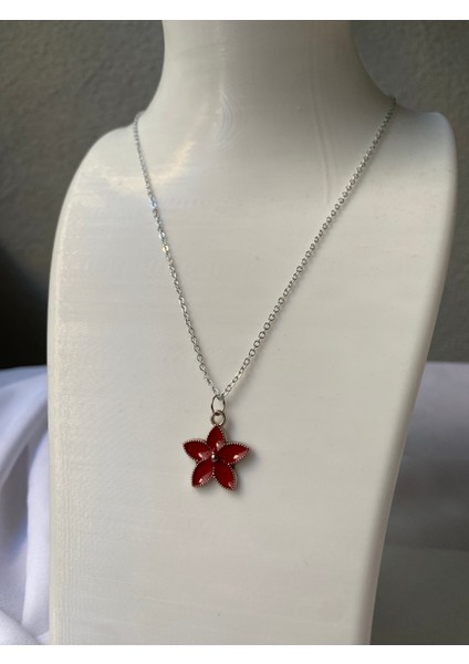 Kırmızı Çiçek Detaylı Gümüş Kolye