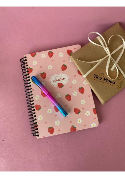 Süresiz Günlük Ajanda | Çilek ve Çiçek Desenli Spiral Planlayıcı Defter