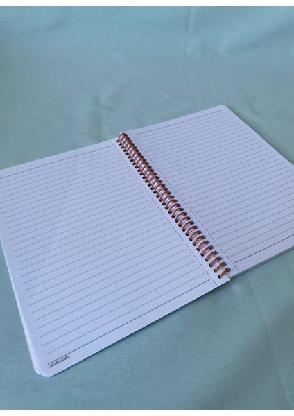 Tilda 16,5X22,5 cm 80 Yaprak Çizgili Karton Kapak Spiralli Defter + 50’den Fazla Sticker indirimleri