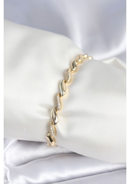 Pirinç Gold Renk Zirkon Taşlı Sarmal Model Kadın Bileklik - TJ-BB7970 indirimleri
