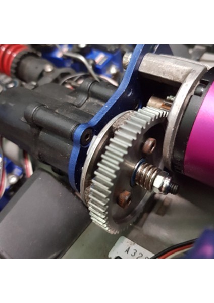 Traxxas Slash 4x4 Stampede 4x4 Traxxas 1/10 Zirvesi Traxxas 1/10 E-Revo (Yurt Dışından) fiyatları