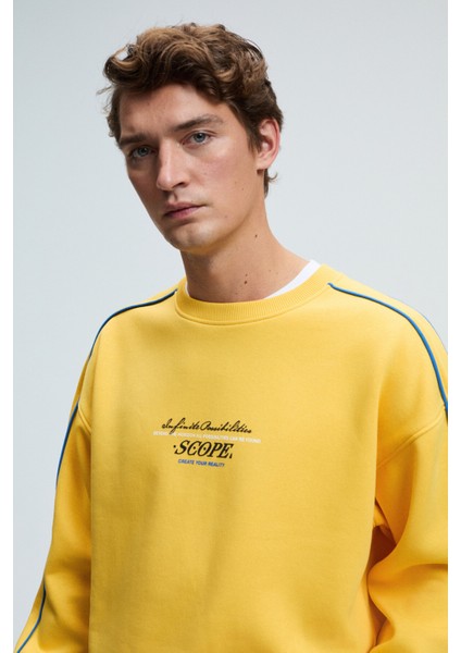 LEIF Erkek Kolları Biyeli Önü Baskılı Yuvarlak Yaka Oversize Sarı Sweatshirt modelleri