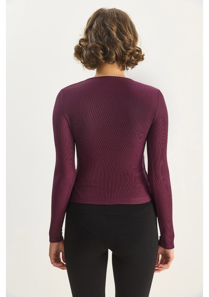 Kadın Kruvaze Yaka Gold Toka Detaylı Uzun Kollu Bluz