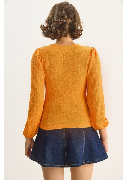 Kadın Kare Yaka Uzun Kollu Gofre Bluz