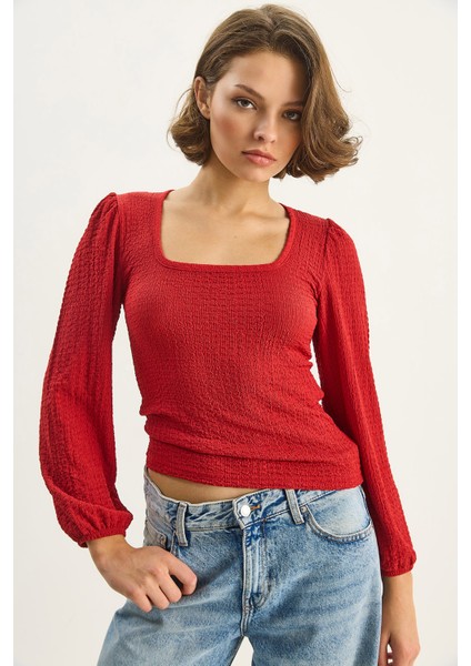 Kadın Kare Yaka Uzun Kollu Gofre Bluz