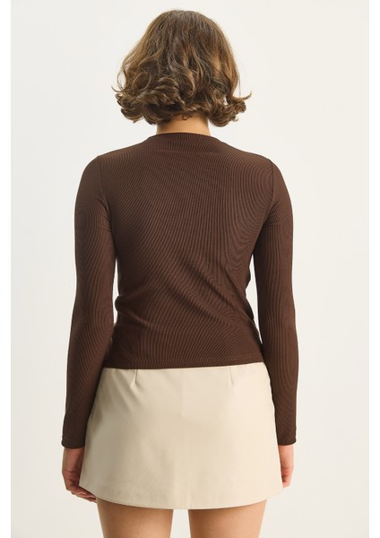 Kadın Bisiklet Yaka Asimetrik Kesim Aksesuar Detaylı Fitilli Bluz