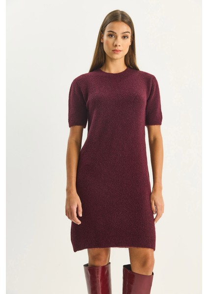 Kadın Bisiklet Yaka Kısa Kollu Yumuşak Dokulu Triko Elbise