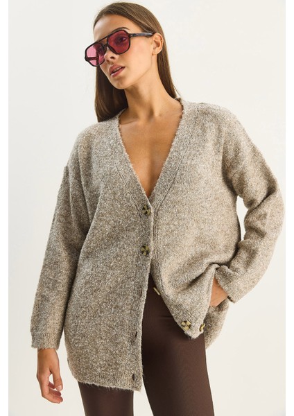 Kadın V Yaka Oversize Buklet Carmen Triko Hırka