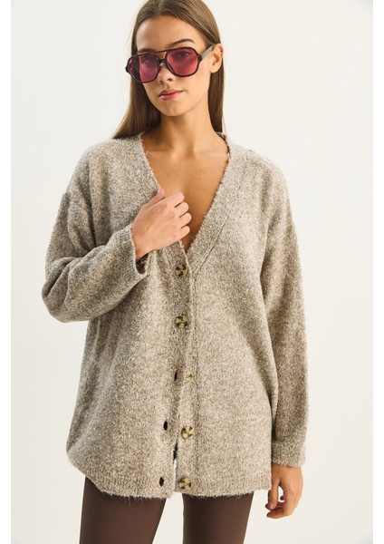 Kadın V Yaka Oversize Buklet Carmen Triko Hırka modelleri