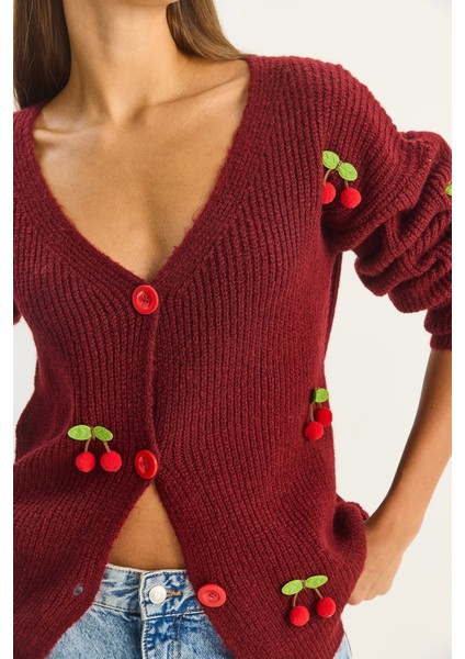 Kadın V Yaka Kiraz Aksesuarlı Triko Hırka fırsatları