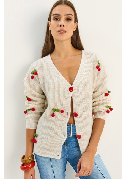 Kadın V Yaka Kiraz Aksesuarlı Triko Hırka