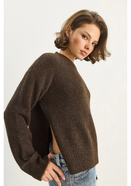 Kadın Bisiklet Yaka Yanları Yırtmaçlı Yün Karışımlı Triko Kazak fırsatları