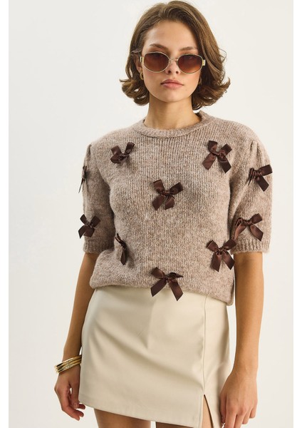 Kadın Bisiklet Yaka Fiyonk Detaylı Kısa Kollu Triko Kazak