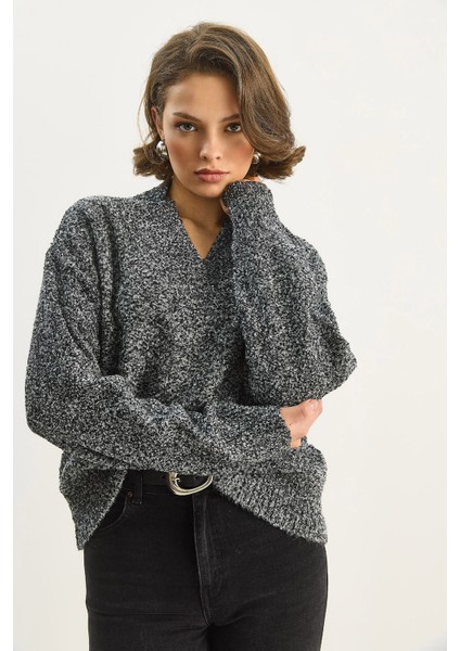 Kadın Özel Dokulu V Yaka Buklet Triko Kazak modelleri