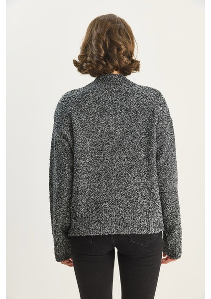 Kadın Özel Dokulu V Yaka Buklet Triko Kazak