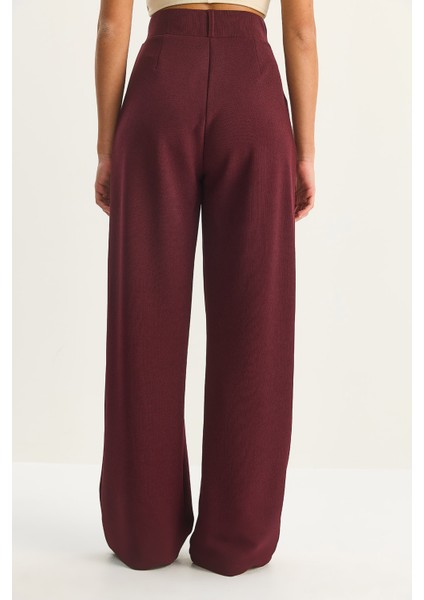 Kadın Yüksek Bel Dökümlü Cep Detaylı Piliseli Pantolon