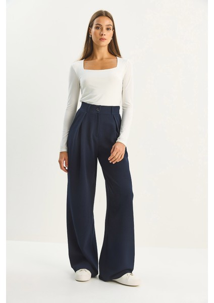 Kadın Yüksek Bel Dökümlü Cep Detaylı Piliseli Pantolon modelleri