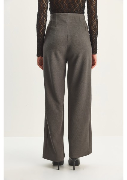 Kadın Yüksek Bel Fileto Detaylı Cepli Bol Paça Pantolon