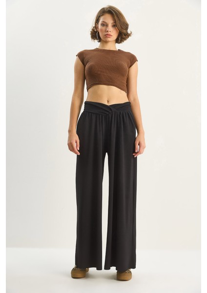 Kadın Asimetrik Bel Detaylı Cepli Rahat Modal Pantolon indirimleri