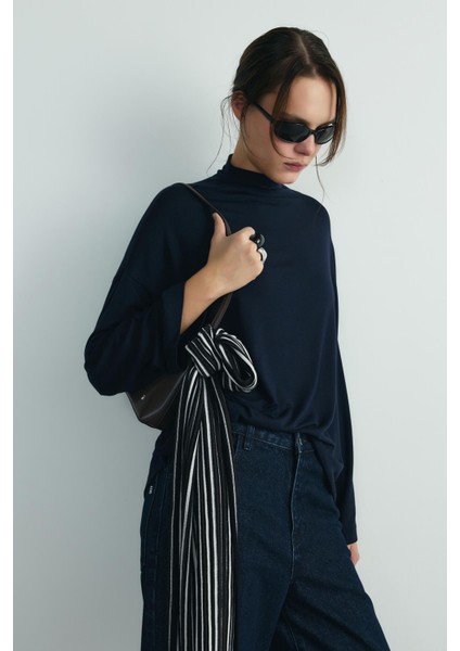 Lacivert Olivia Bluz