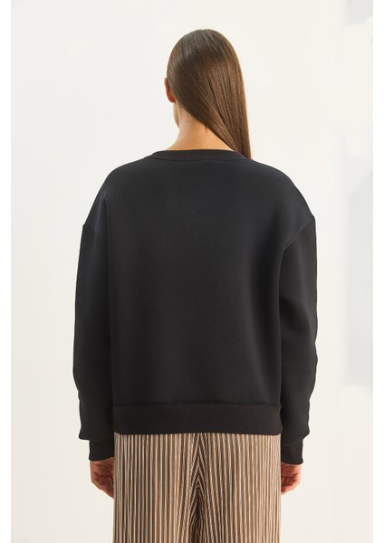 Kadın Teddy Nakış Detaylı Üç Iplik Şardonlu Sweatshirt