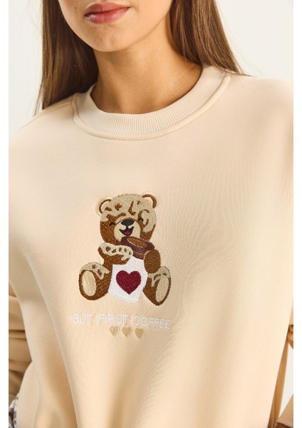 Kadın Teddy Nakış Detaylı Üç Iplik Şardonlu Sweatshirt